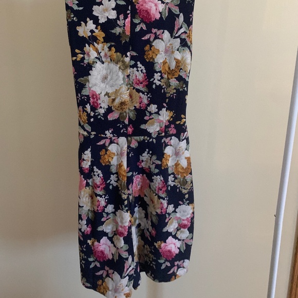 Romper - Picture 2 of 8